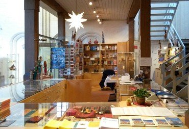 Oberkirche St. Nikolai Büchertisch 